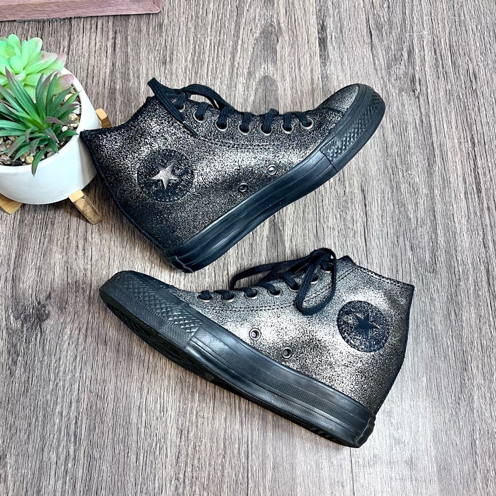 *Converse | Chuck Taylor All Star Lux Mid Wedges Metallic Black Size 5
